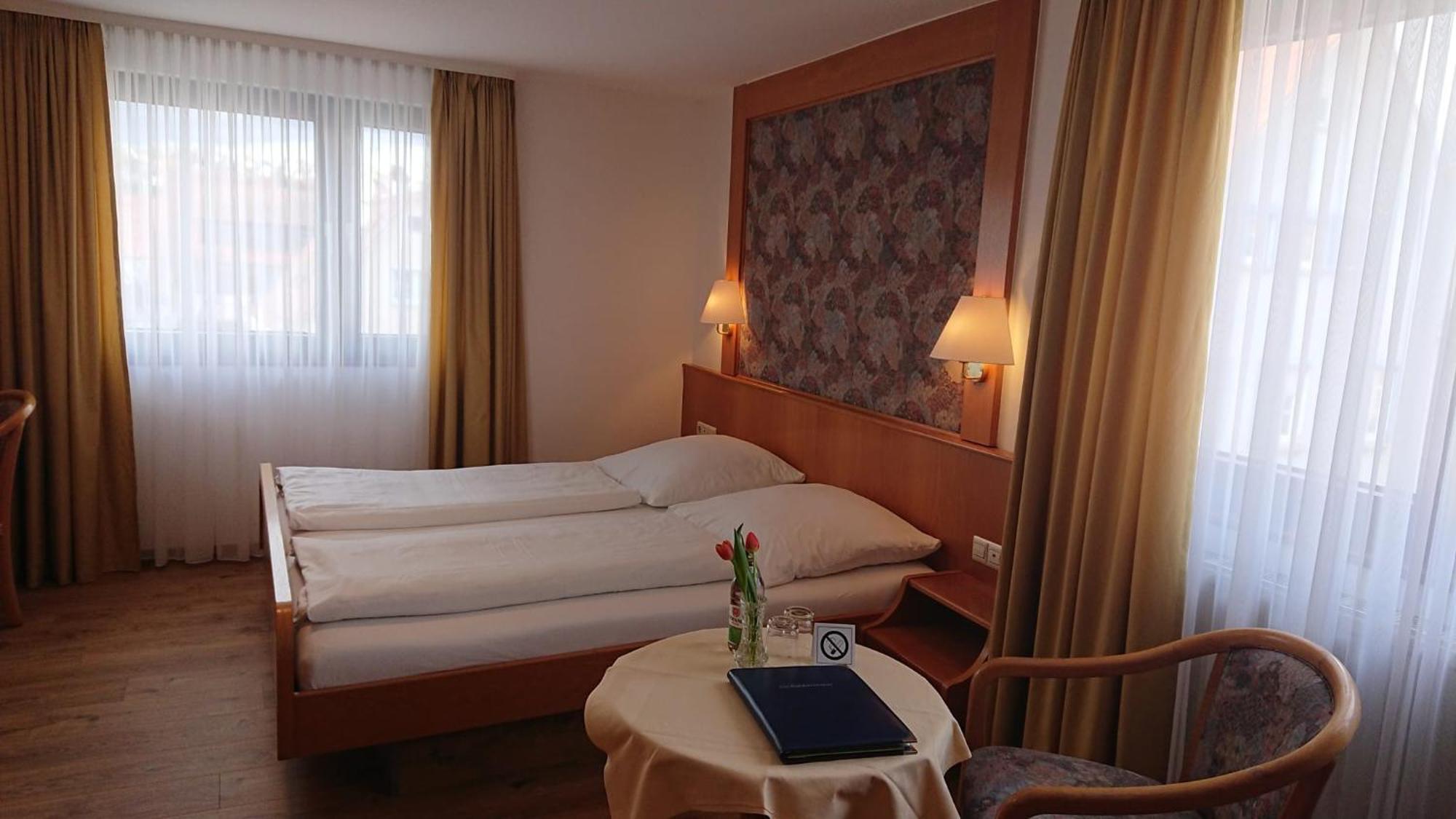 Hotel Wuerttemberger Hof Garni Rottenburg am Neckar Dış mekan fotoğraf
