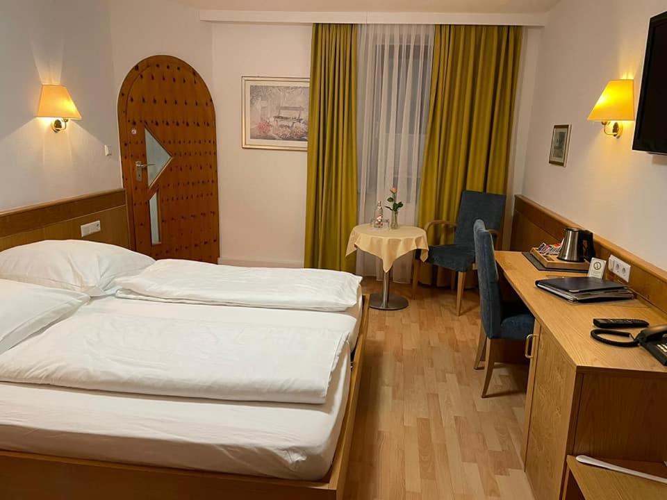 Hotel Wuerttemberger Hof Garni Rottenburg am Neckar Dış mekan fotoğraf
